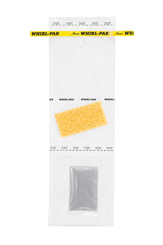 BOLSA WHIRL-PAK 18OZ (532ML) 11.5X23CM C/ESPONJA HIDRATADA Y GUANTE ESTERIL C/100 PZAS. NASCO